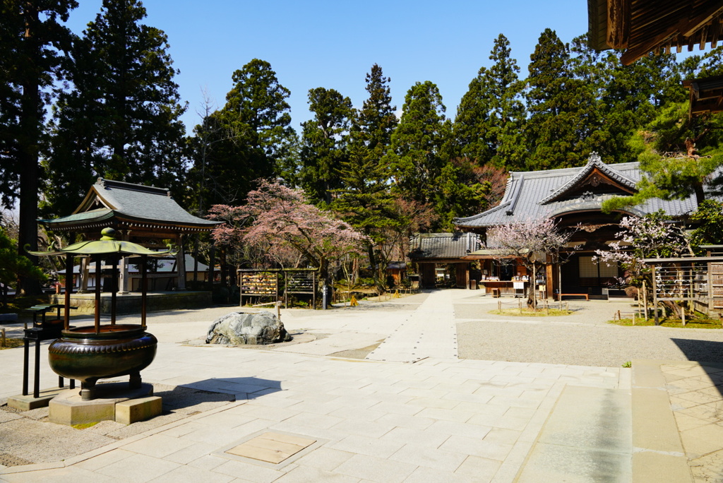 静まる　中尊寺