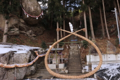 釣石神社 全景