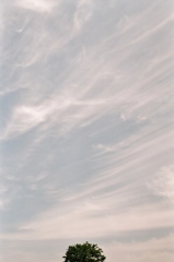 ４月の空