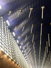 上海浦東空港の天井