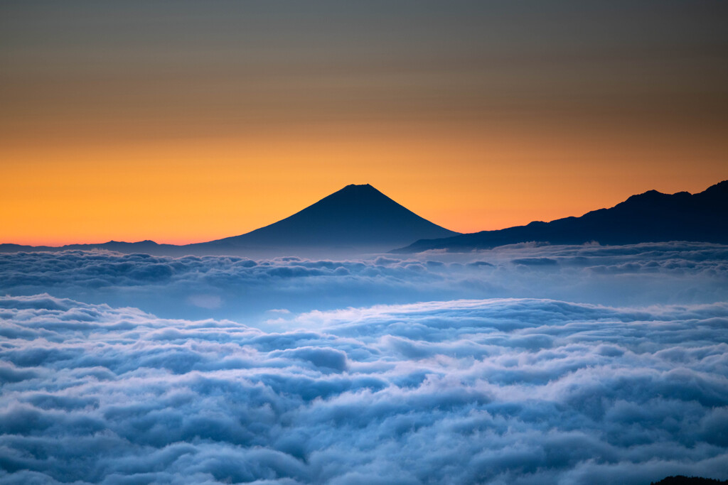 燕岳より2020