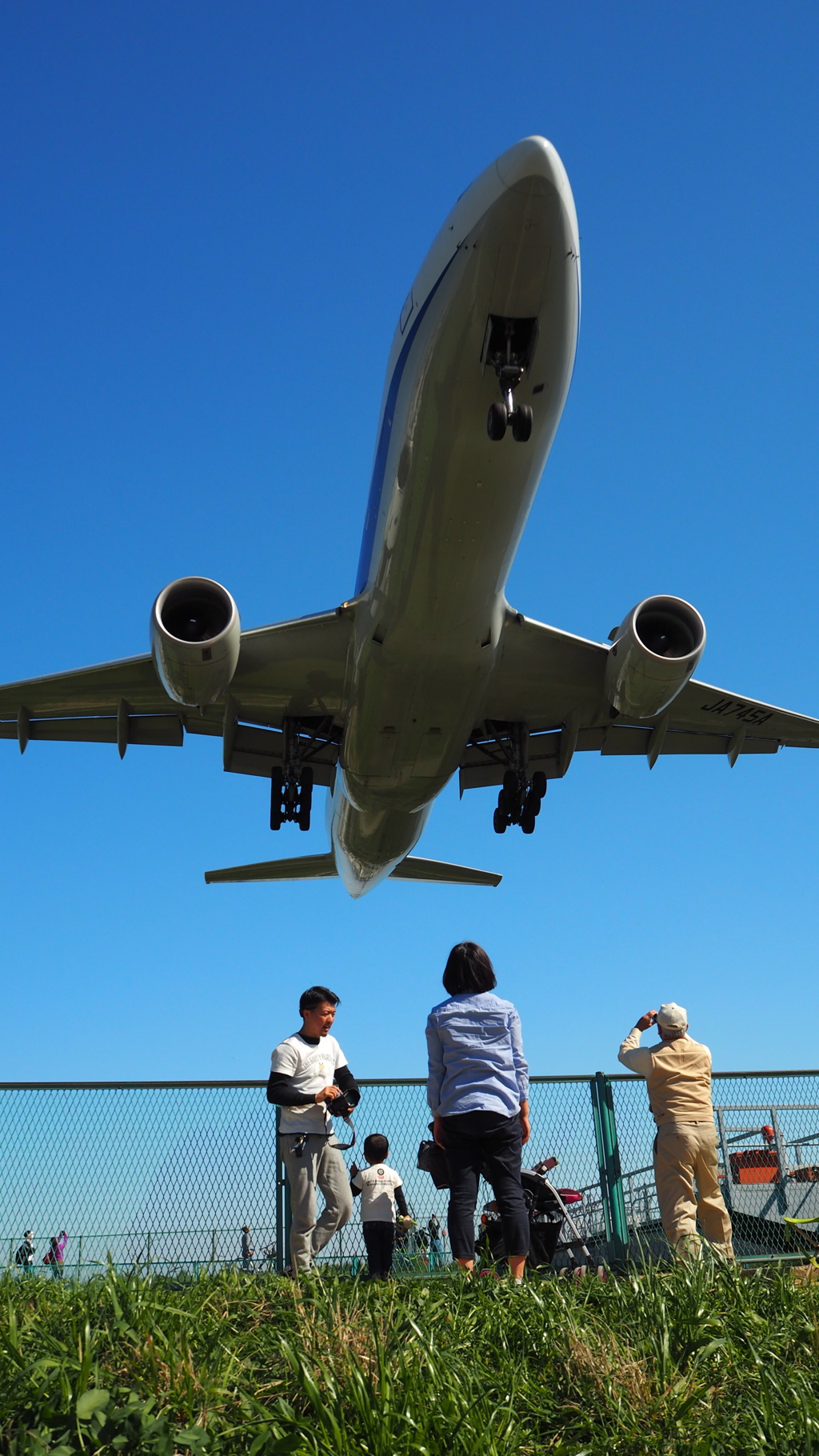 飛行機接近