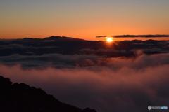 笠ヶ岳山荘からの夕陽