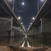 琵琶湖大橋に満月を添えて。