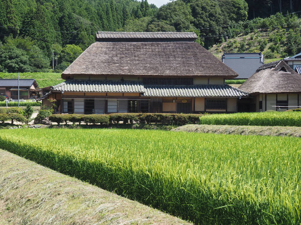 民家