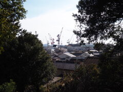 垣間