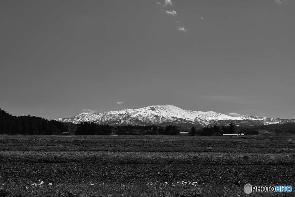 月山