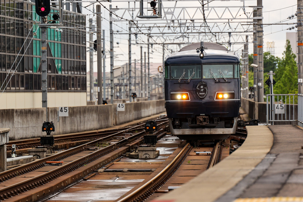 West Express 銀河　入線
