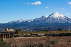 雄大なる大山