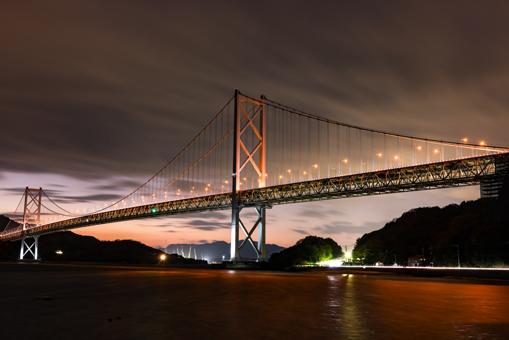 因島大橋　夕景・曇