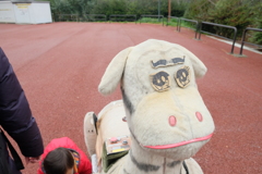 動物園の中の遊具なのに動物の名前がわからない(゜o゜;