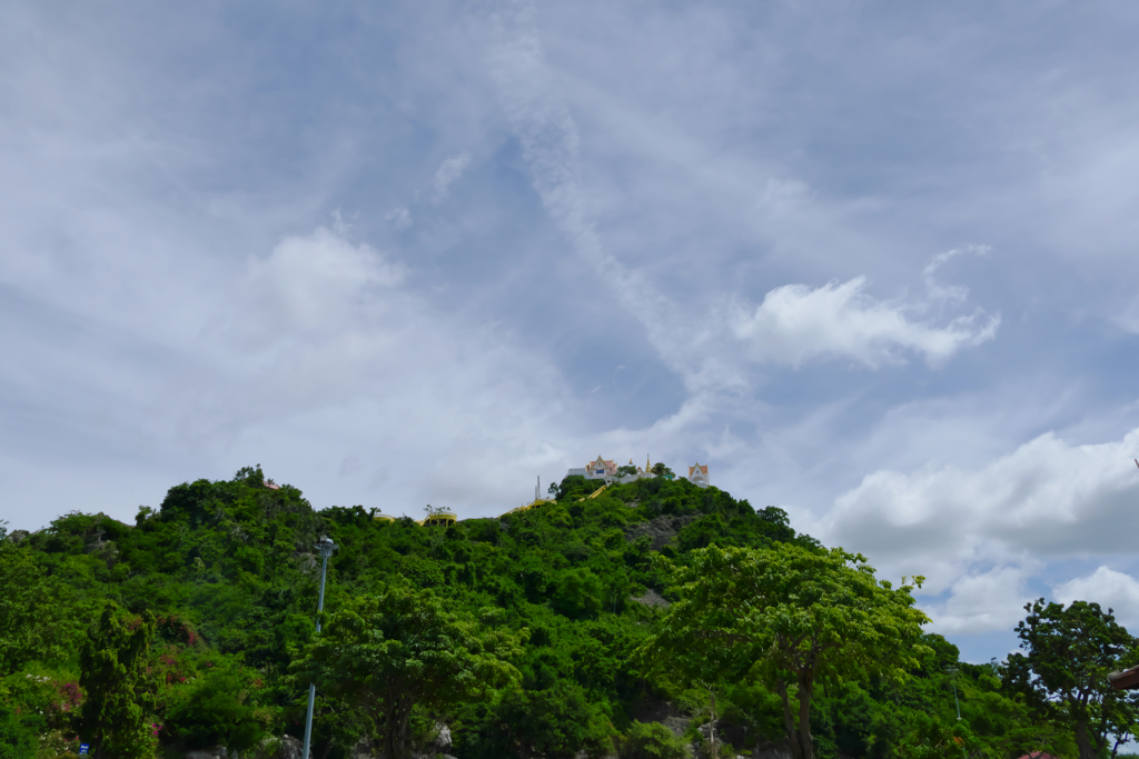 山の上のお寺１