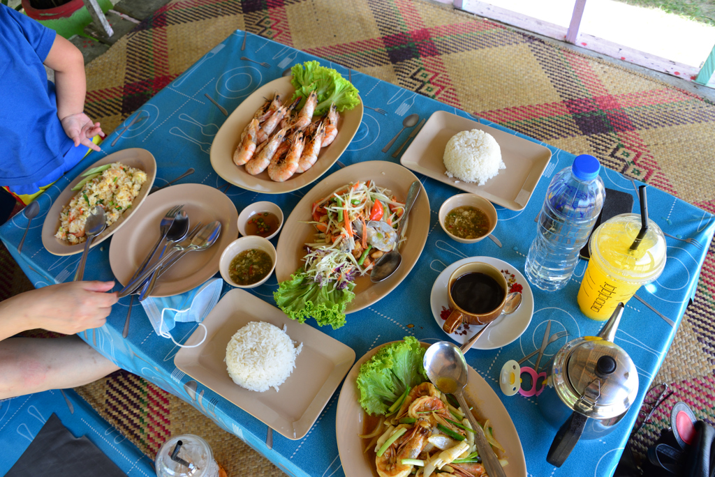 lunch＠Beach 3