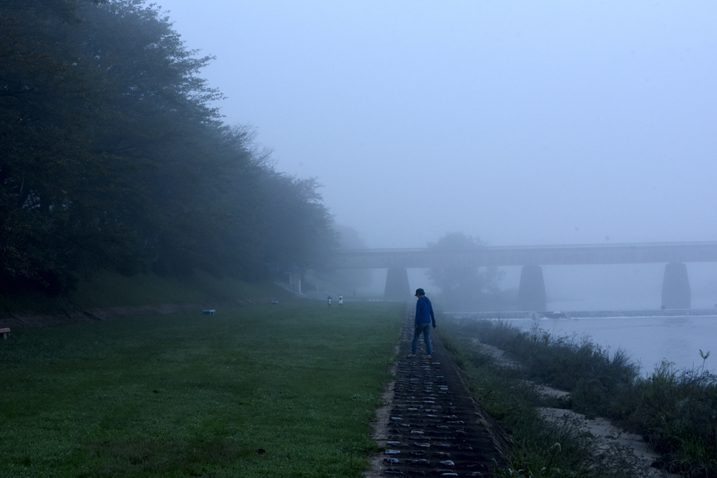 霧の朝８