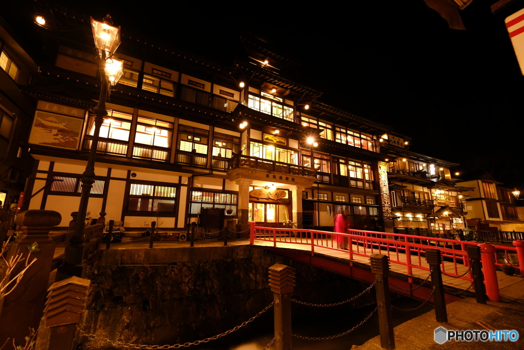 銀山温泉