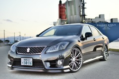 クラウンアスリート