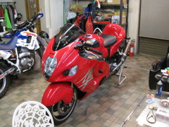 スズキ　ハヤブサ　ＧＳＸ１３００Ｒ　２号機（２００４年式限定車）