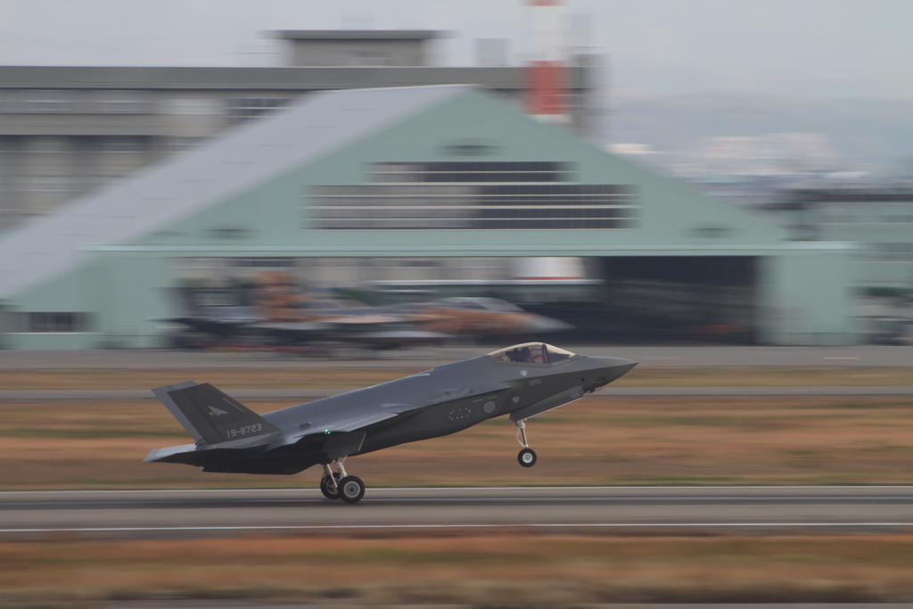 F35A 着陸流し