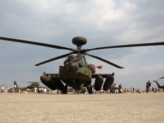 戦闘ヘリ　AH64D