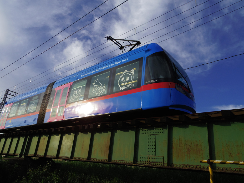 ドラえもん電車万葉線