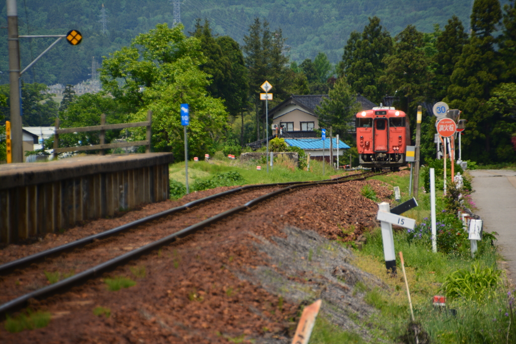 城端線越中山田駅 (1)