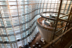 国立新美術館