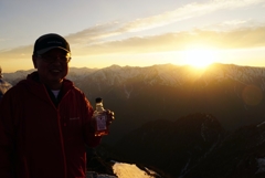 燕山荘前　夕陽