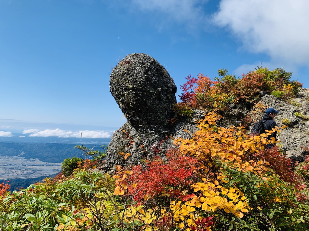 紅葉の八海山　地蔵岳