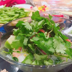 パクチーたっぷり春雨　葛巻陽平