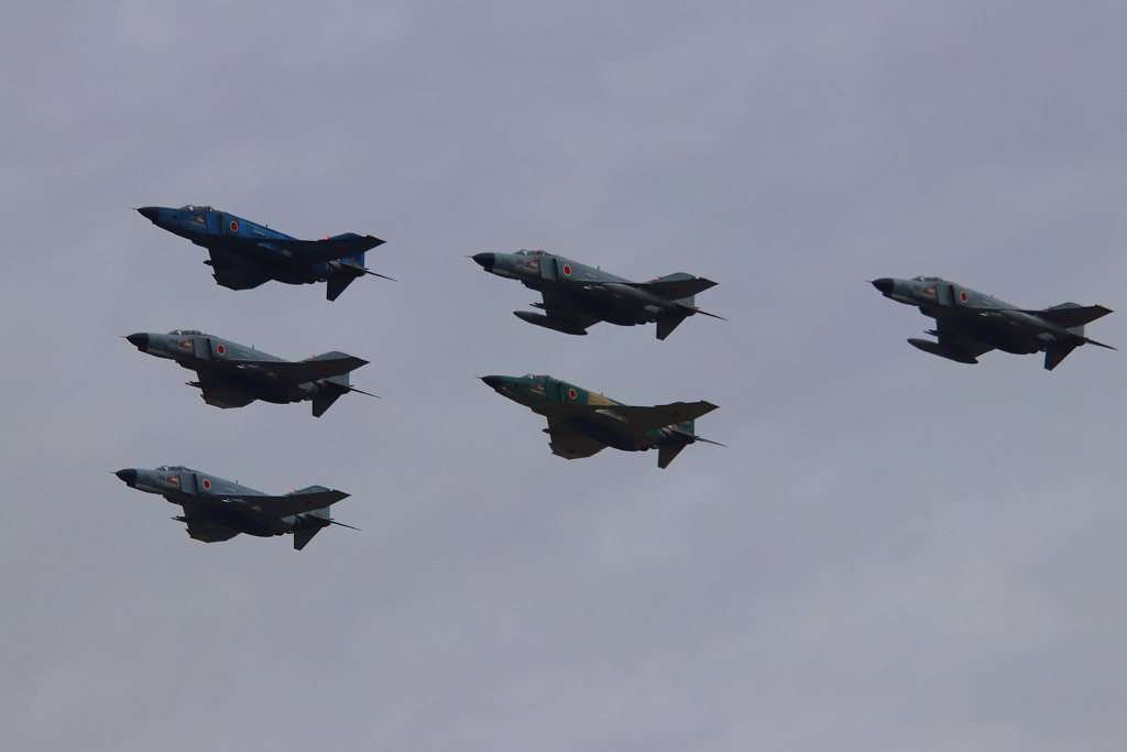 Ｆ－４ＥＪ（改）編隊飛行