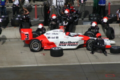 Marlboro Team Penske　H・カストロネベスNO,3