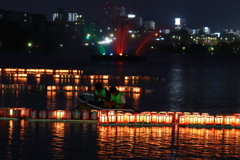 灯籠流し