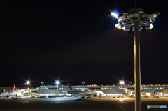 成田国際空港第2ターミナル展望デッキの夜