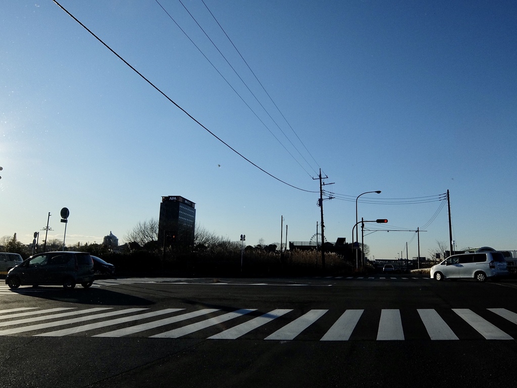 夕方の交差点