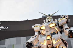お台場　ユニコーンガンダム　デストロイモード