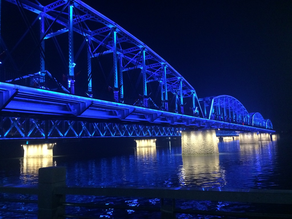 鴨緑江断橋　夜景　青