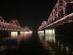 鴨緑江大橋　＆　鴨緑江断橋