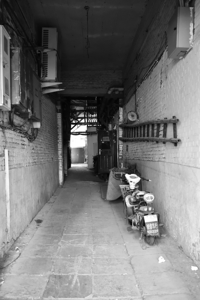 路地裏