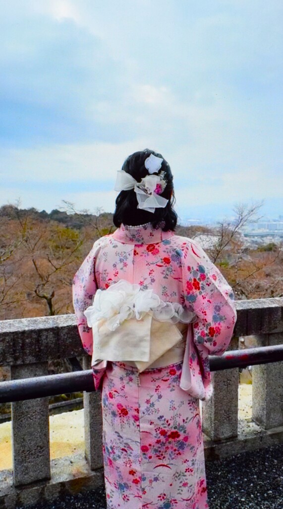 後ろ姿