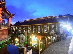 夜へ