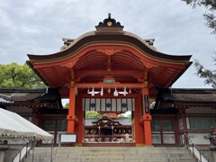 初