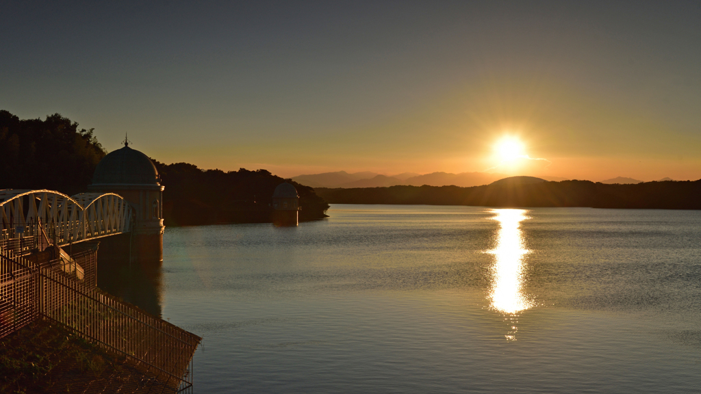 多摩湖夕景