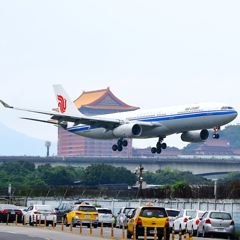 台北松山空港