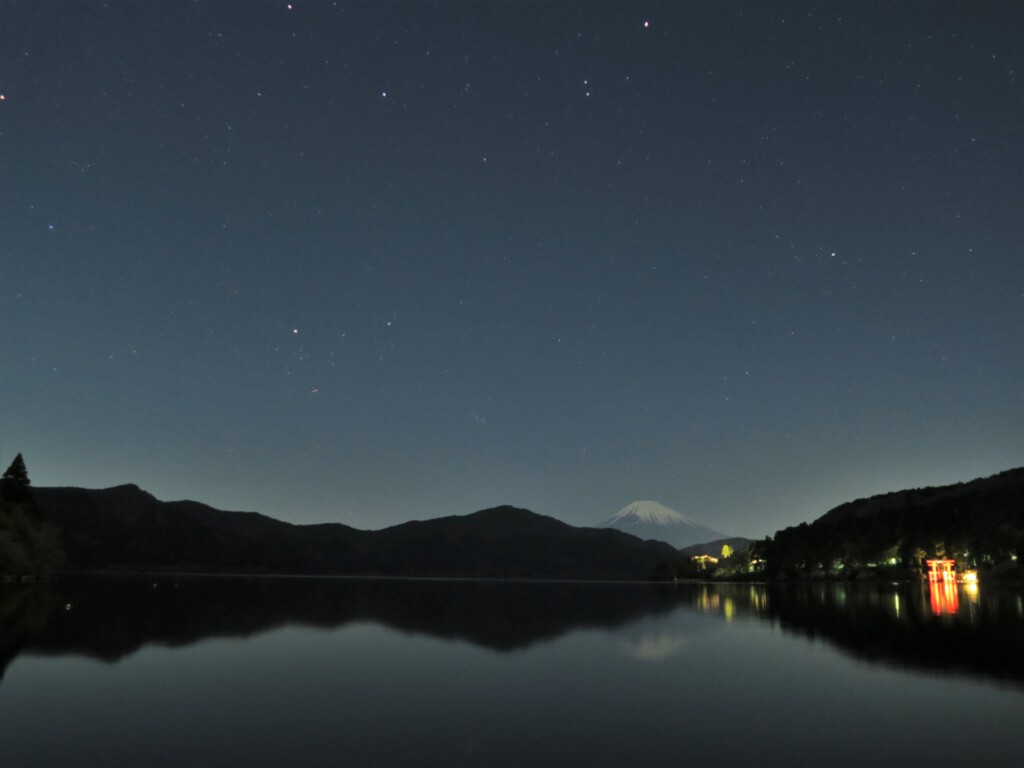 星空と富士