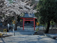 石引神社