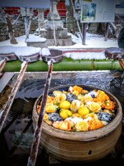 雪の日の花手水舎