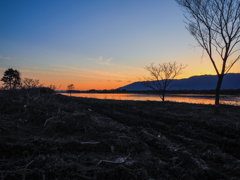 川岸 夕方