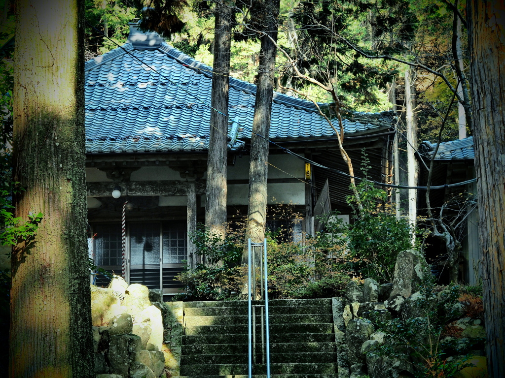 日出山 東林寺 