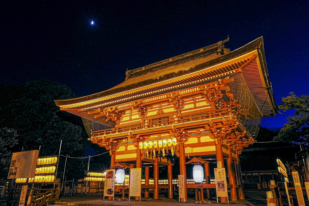 津島神社楼門 天王祭 献灯祭