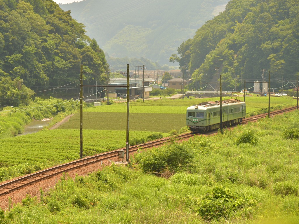 おら...こんな村いやだー